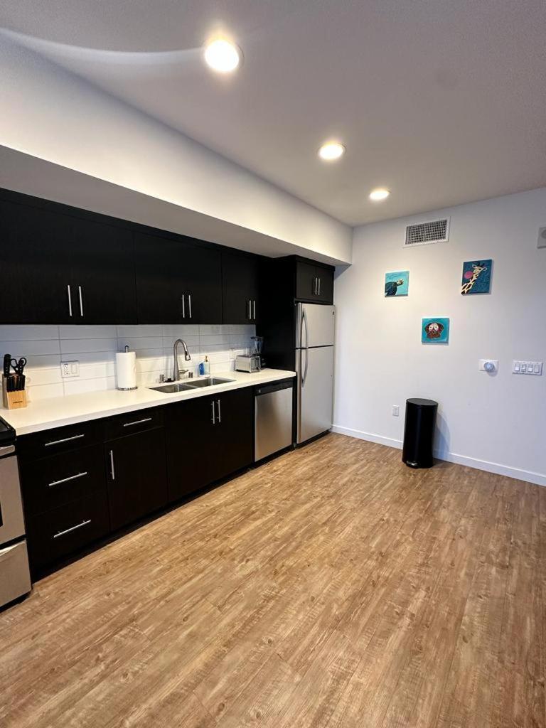 Studios Universal 10 Min Drive Free Parking And Wifi Лос Анджелис Екстериор снимка