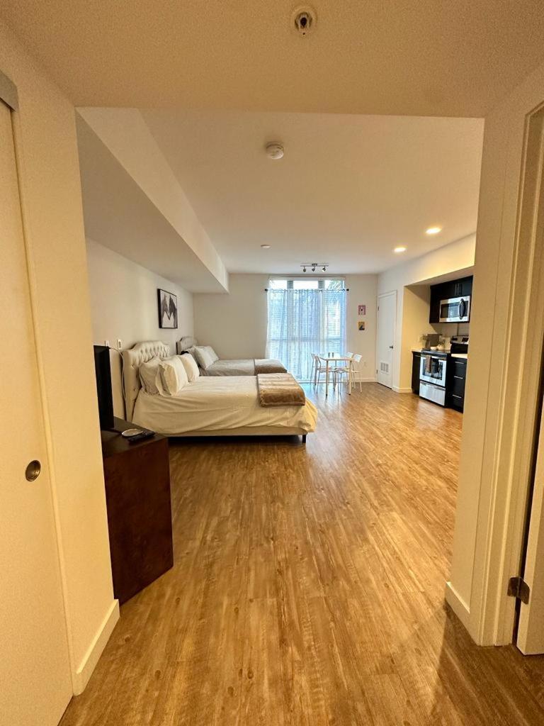 Studios Universal 10 Min Drive Free Parking And Wifi Лос Анджелис Екстериор снимка